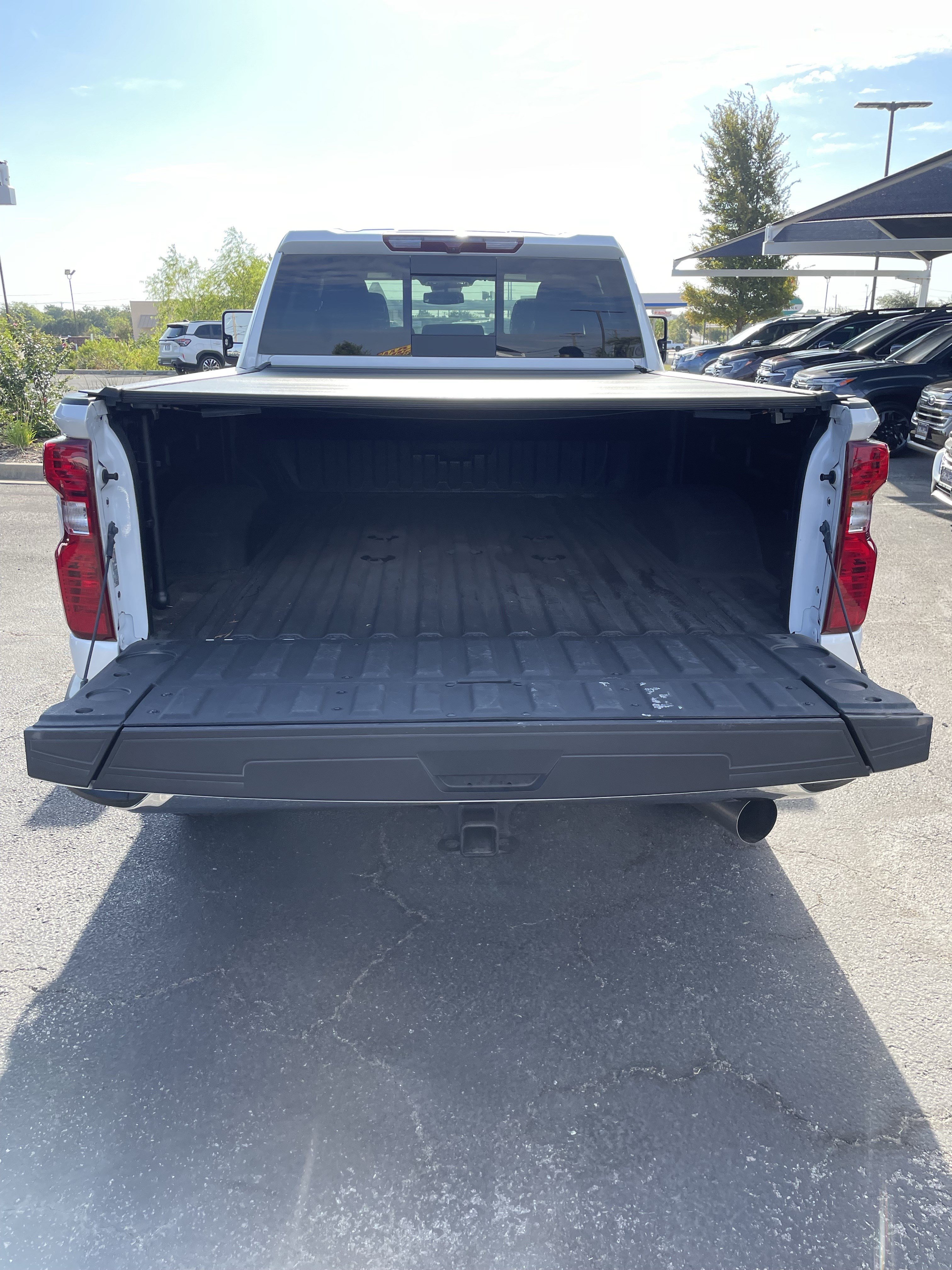 Used 2024 Chevrolet Silverado 2500 LT w/ Texas Edition AWD/4WD image 11