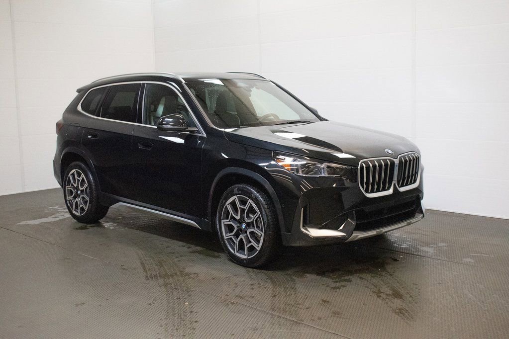 New 2026 BMW X1 xDrive28i w/ Convenience Package image 1