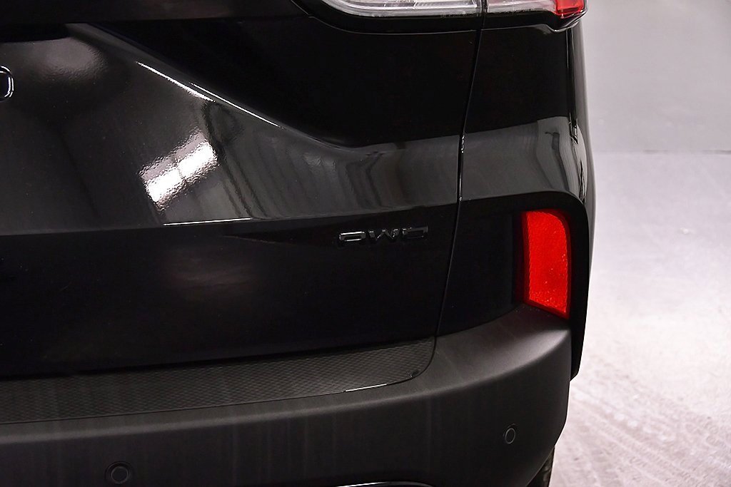 Used 2022 Ford Escape SEL w/ SEL Stealth AWD Package image 11