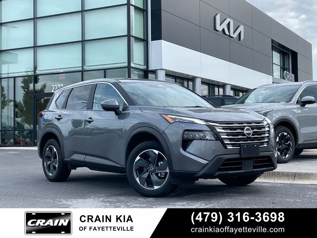 Used 2024 Nissan Rogue SV AWD/4WD image 1
