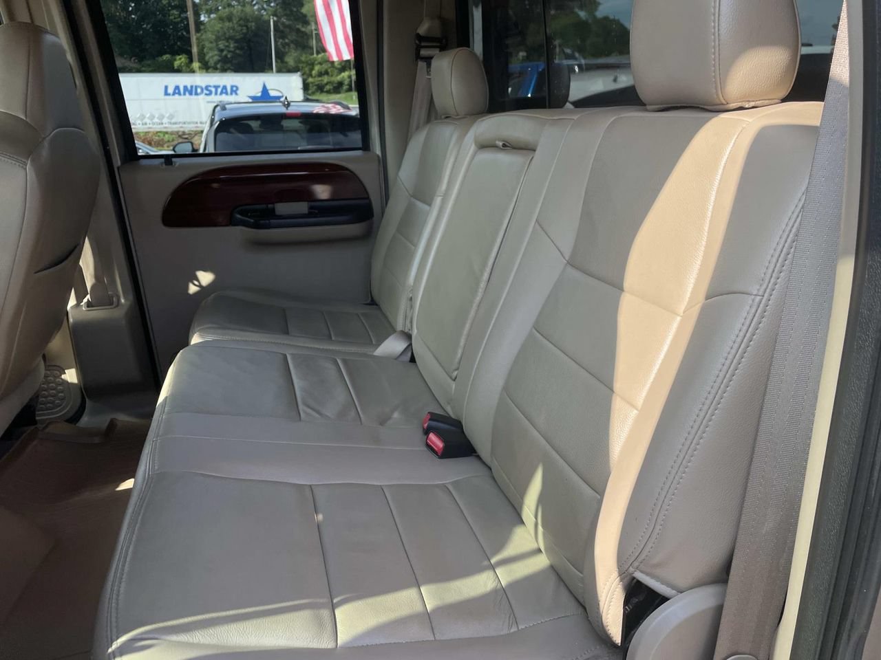 Used 2005 Ford F350 Lariat AWD/4WD image 12