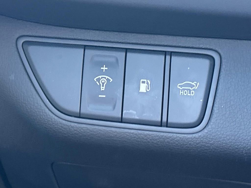 Used 2025 Genesis G70 3.3T Advanced w/ Sport Prestige Package image 28