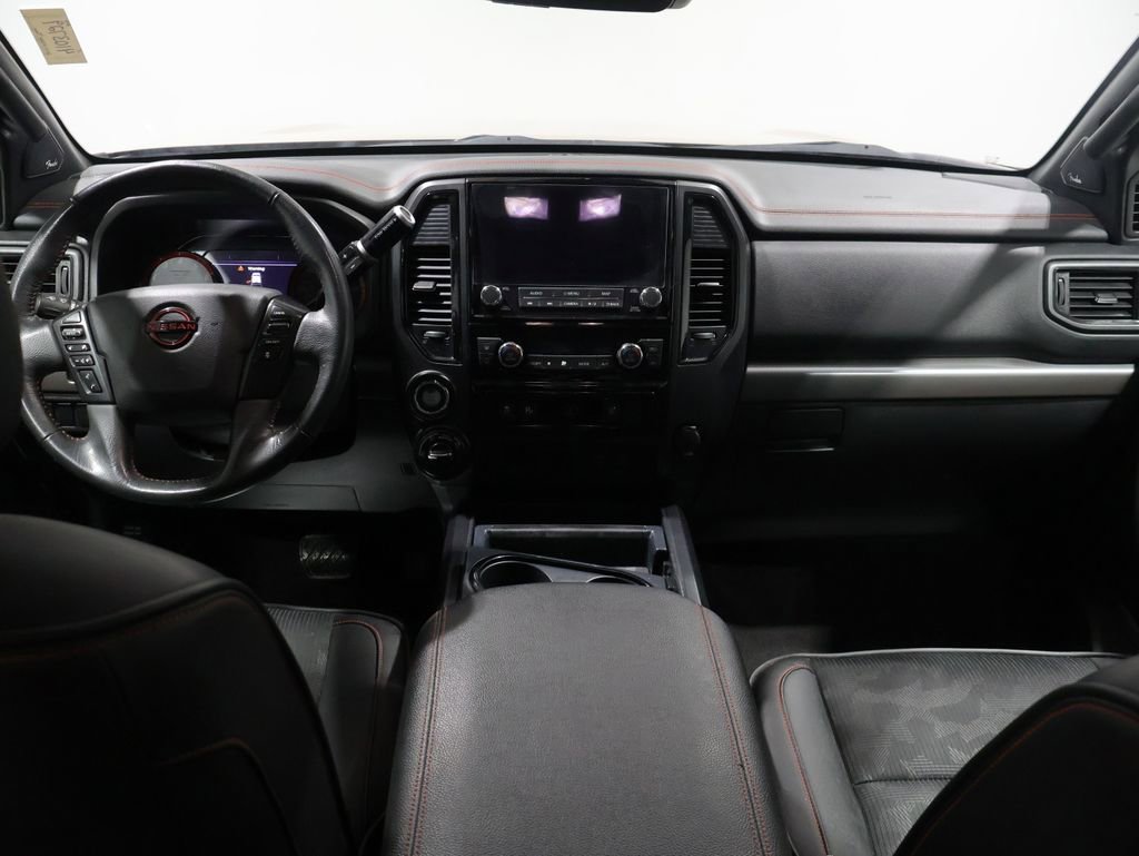 Used 2023 Nissan Titan PRO-4X image 18