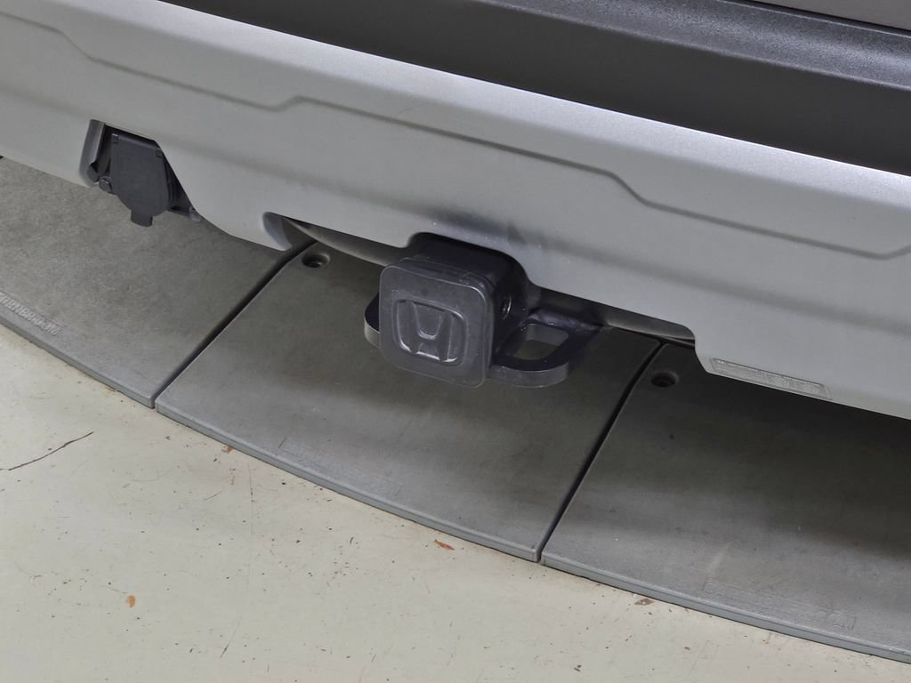 Used 2025 Honda Pilot Elite image 9
