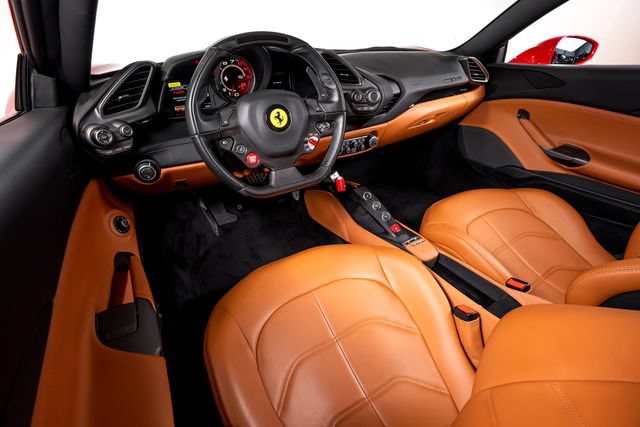 Certified 2018 Ferrari 488 GTB RWD image 26