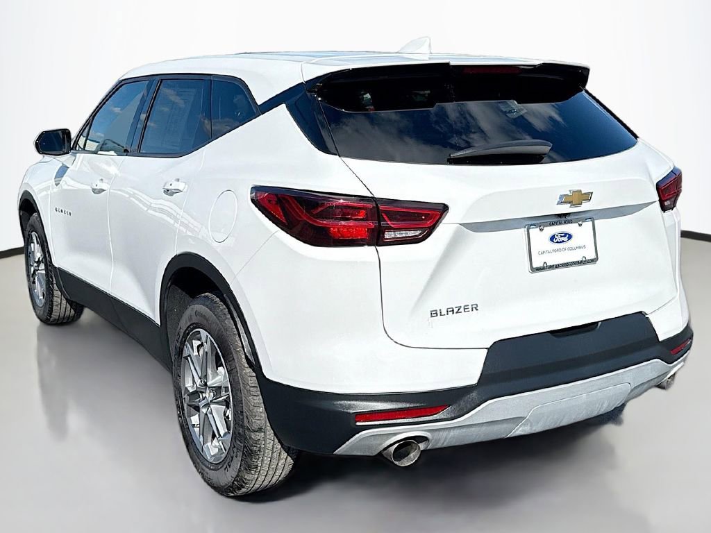 Used 2023 Chevrolet Blazer LT w/ Driver Confidence Package image 6