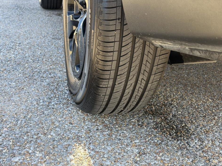 Used 2019 Toyota RAV4 LE image 13