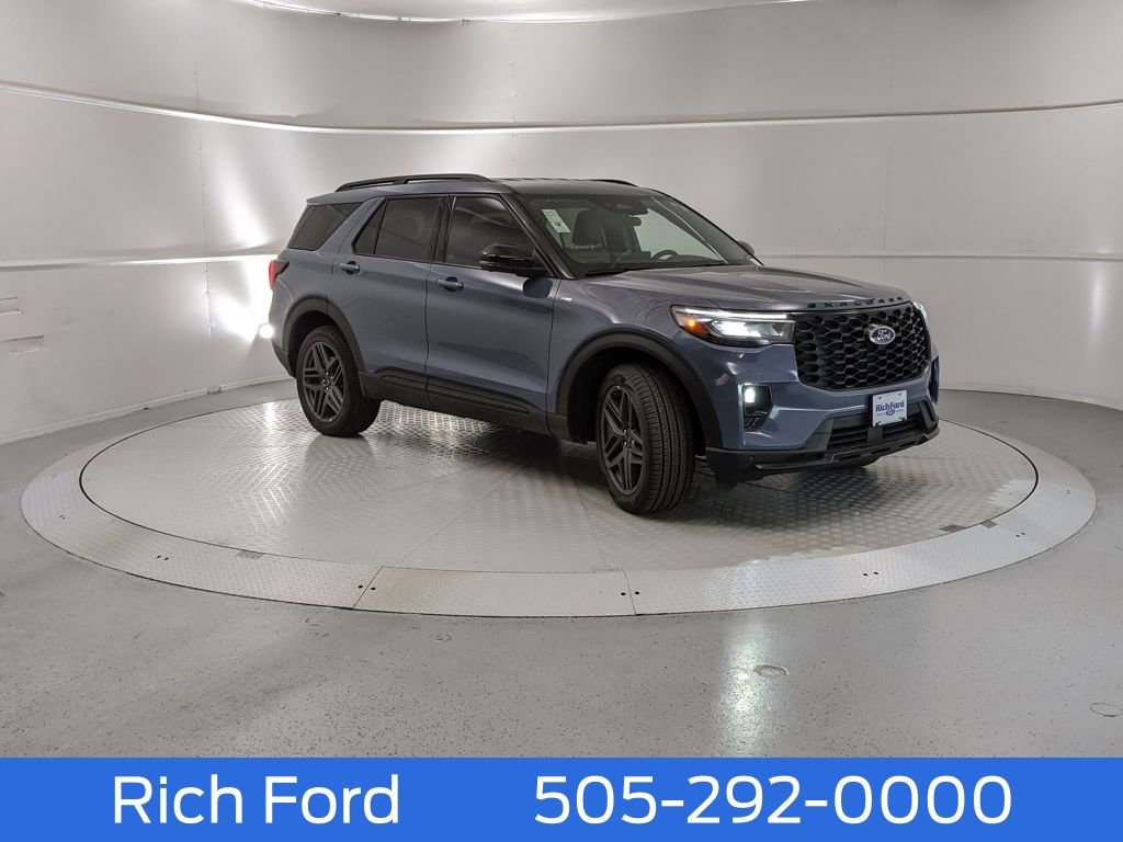 New 2025 Ford Explorer ST-Line w/ ST-Line Street Pack