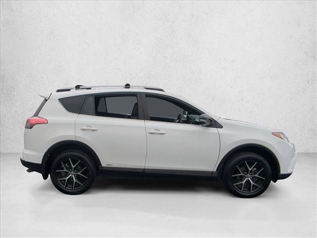 Used 2018 Toyota RAV4 SE AWD/4WD image 9