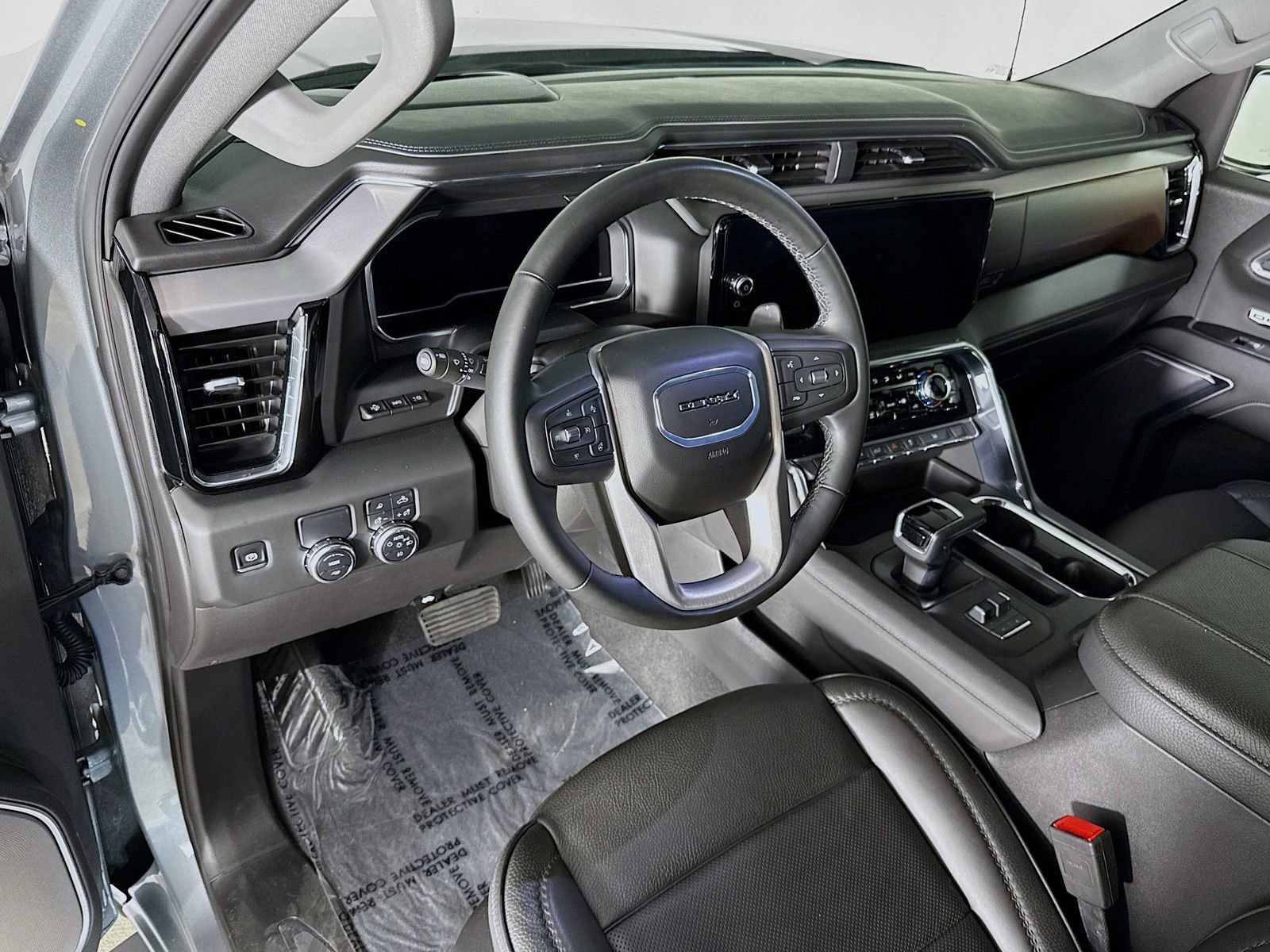 Used 2024 GMC Sierra 1500 Denali w/ Technology Package image 9