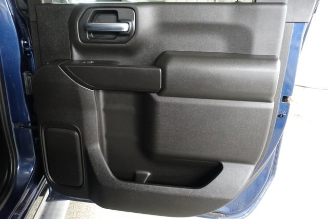 Used 2022 Chevrolet Silverado 2500 LT w/ Convenience Package image 21