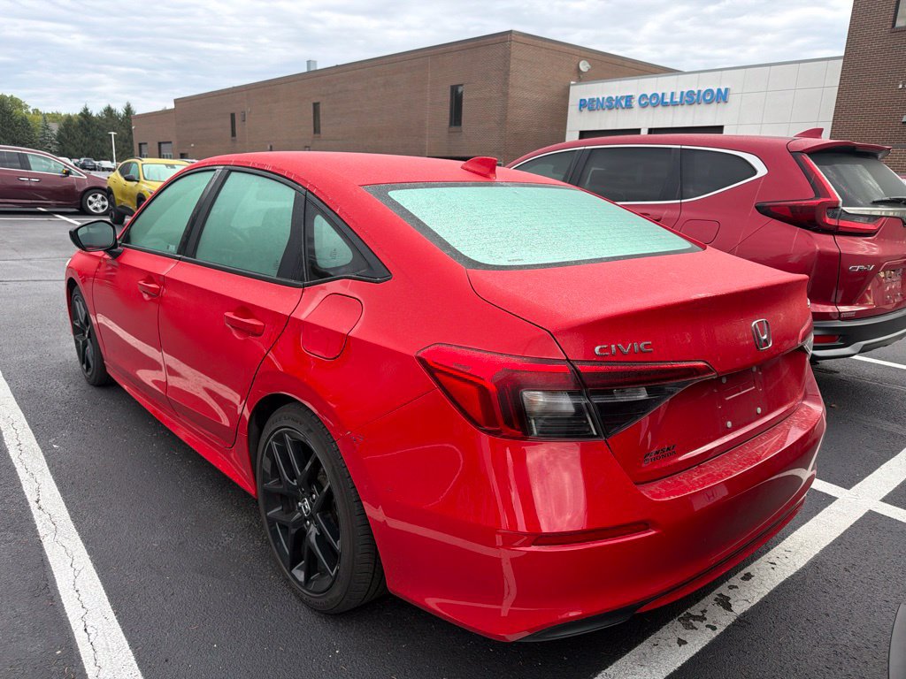 Used 2024 Honda Civic Sport image 2