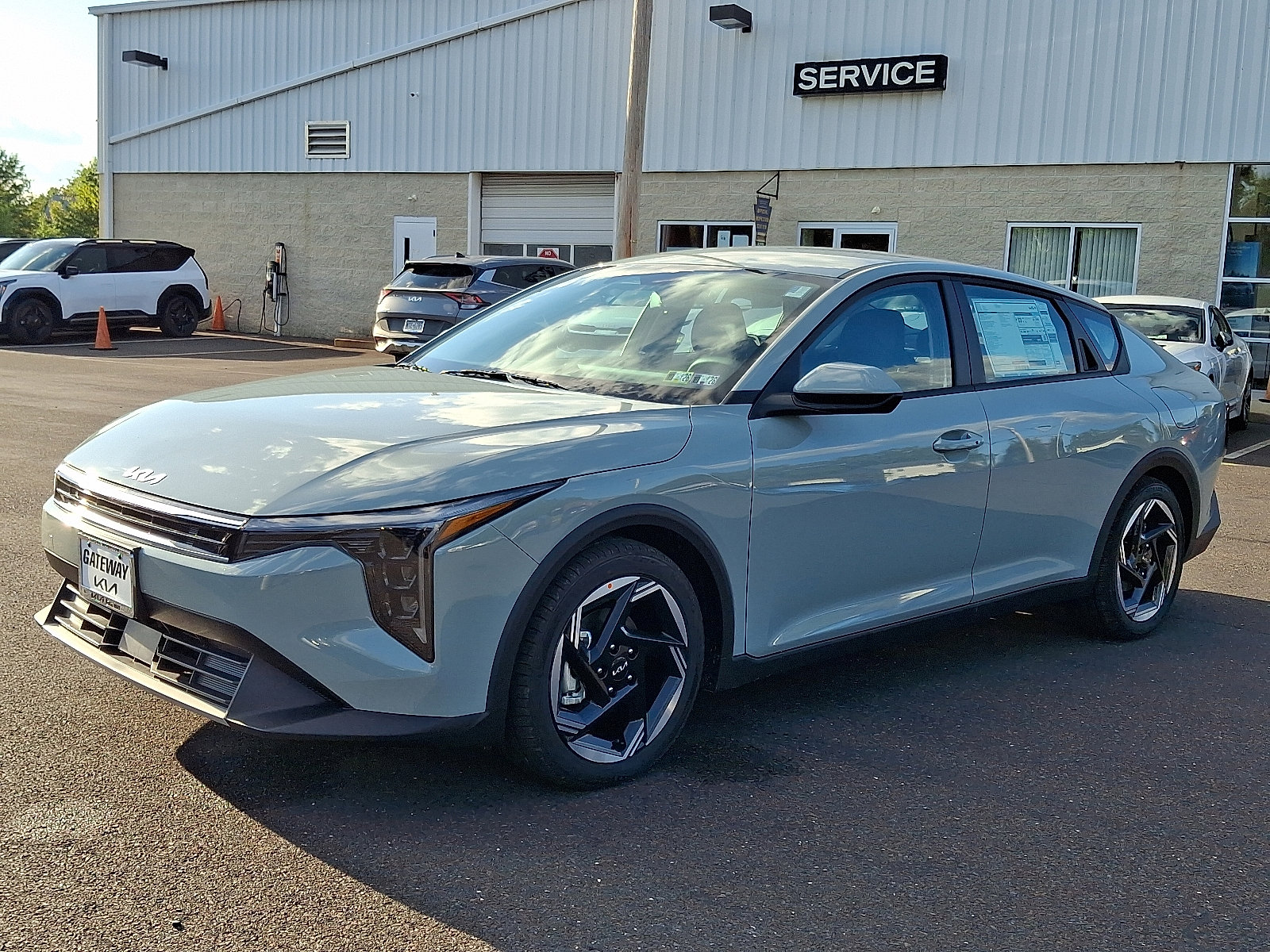 New 2025 Kia K4 EX image 2