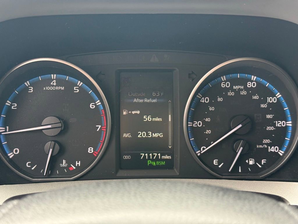 Used 2017 Toyota RAV4 XLE image 9