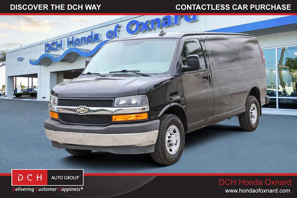 Used 2018 Chevrolet Express 2500 w/ Driver Convenience Package image 1