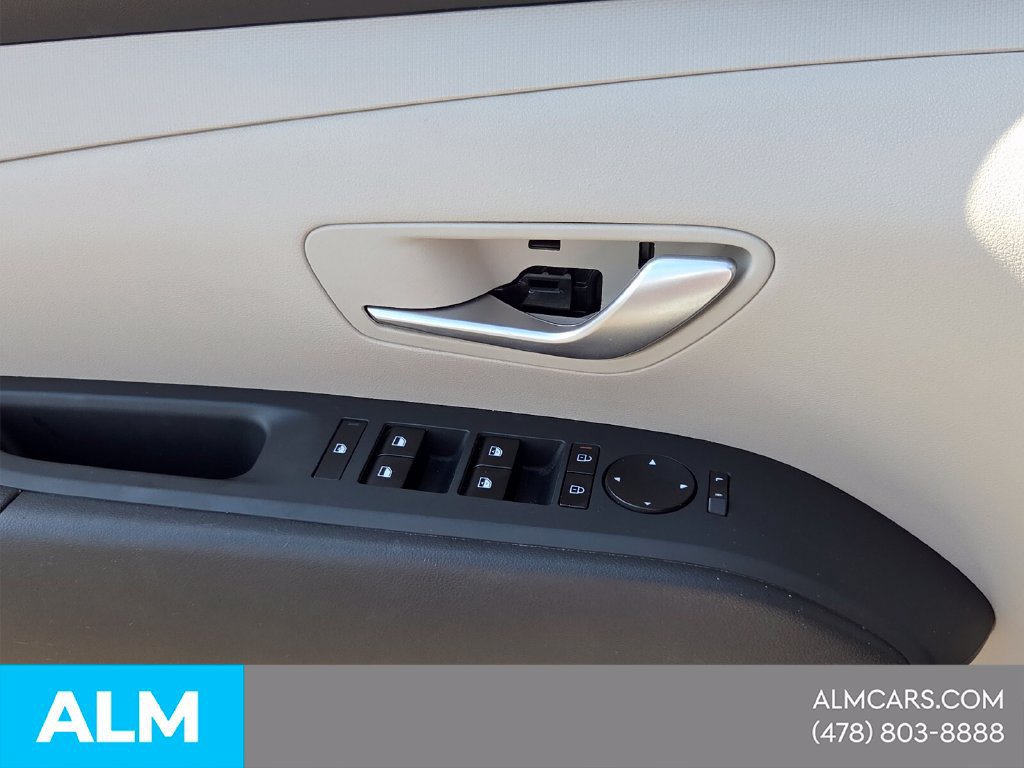 Used 2025 Hyundai Tucson SEL FWD image 34