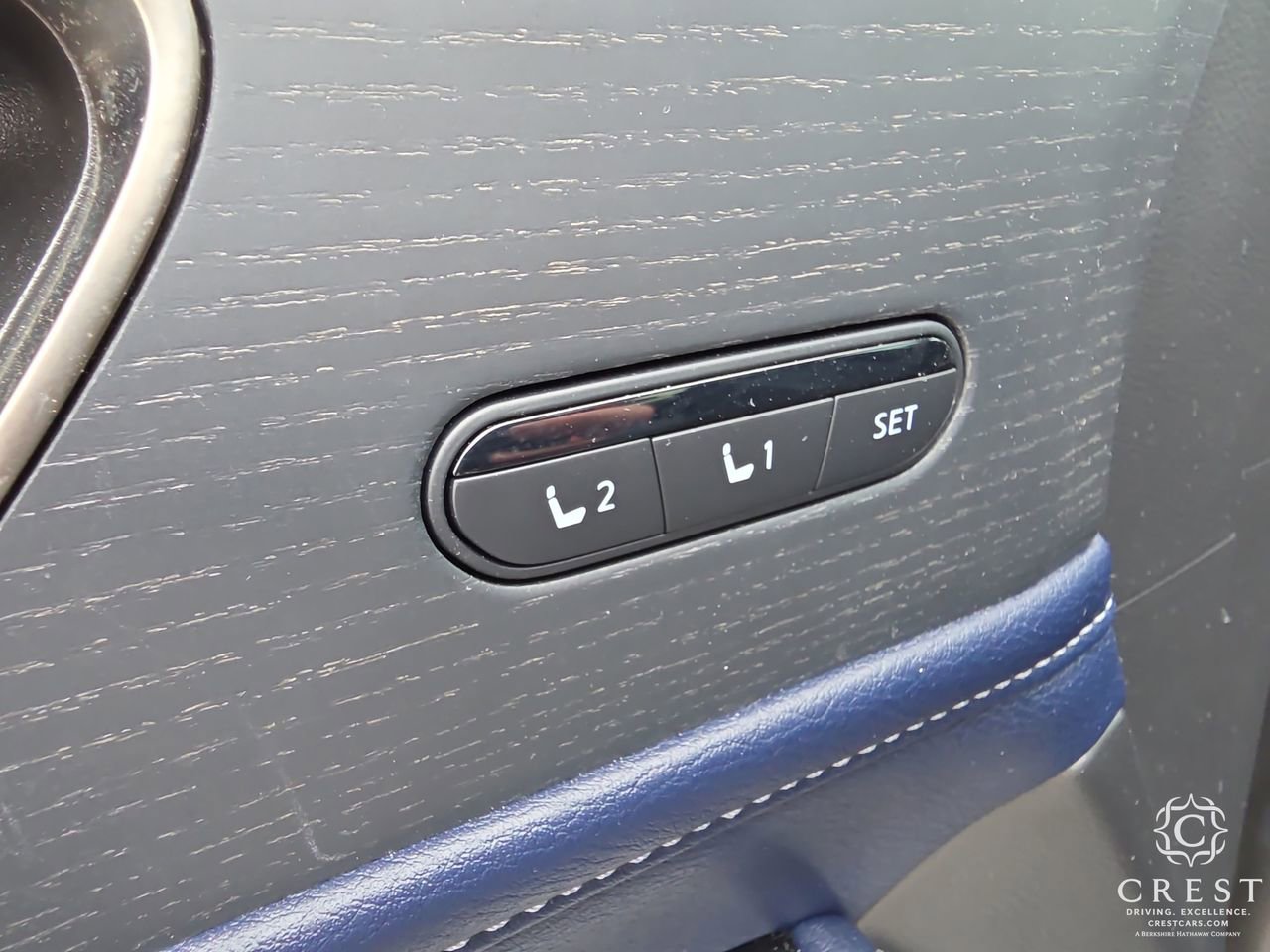 Used 2026 INFINITI QX80 4WD w/ Sport Exterior Package image 9