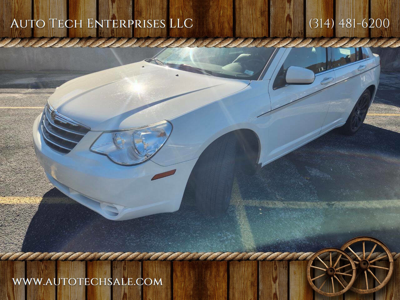 Used 2010 Chrysler Sebring Limited FWD image 1