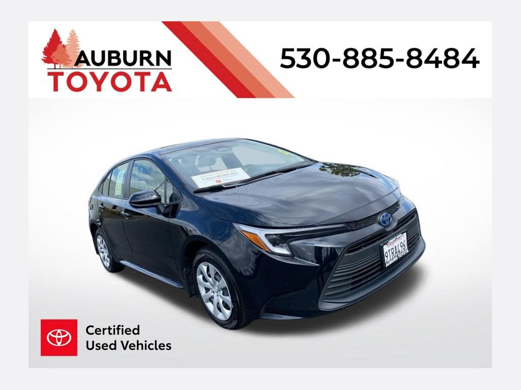 Certified 2025 Toyota Corolla LE w/ Convenience Package