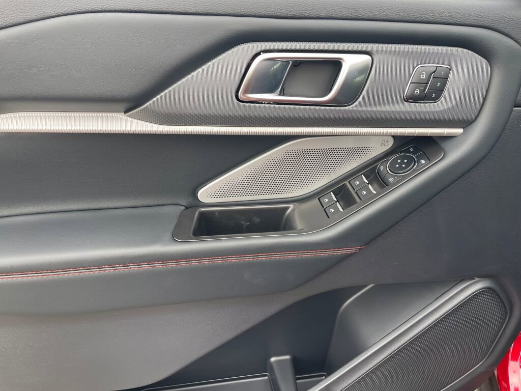 New 2026 Ford Explorer ST w/ Sun And Sound Package image 7