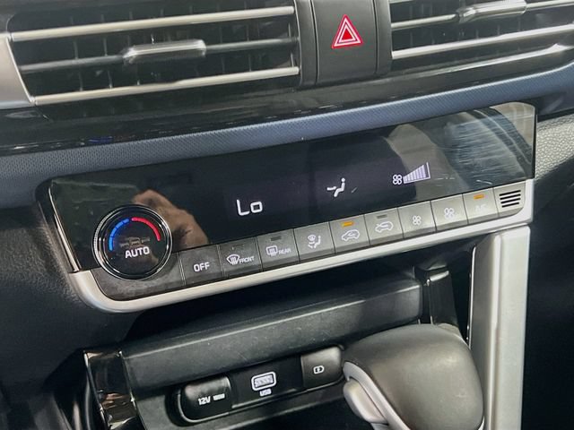 Certified 2023 Kia Seltos S w/ Navigation Package FWD image 16