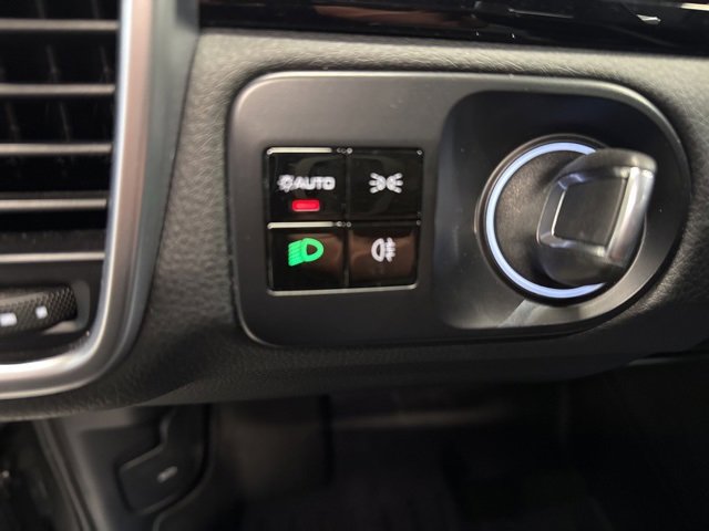 Used 2019 Porsche Cayenne S image 16