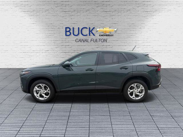 Used 2025 Chevrolet Trax LS w/ LS Convenience Package FWD image 1