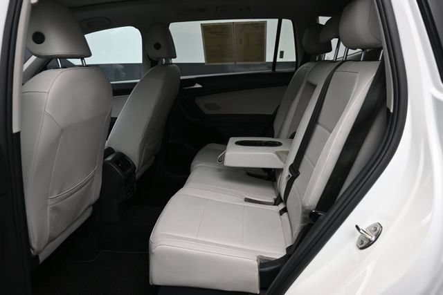 Used 2021 Volkswagen Tiguan SEL AWD/4WD image 13