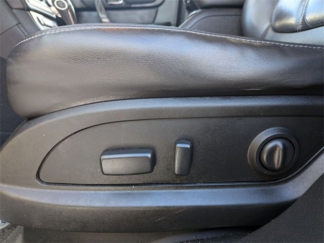 Certified 2016 GMC Acadia SLT w/ Open Road Package image 13