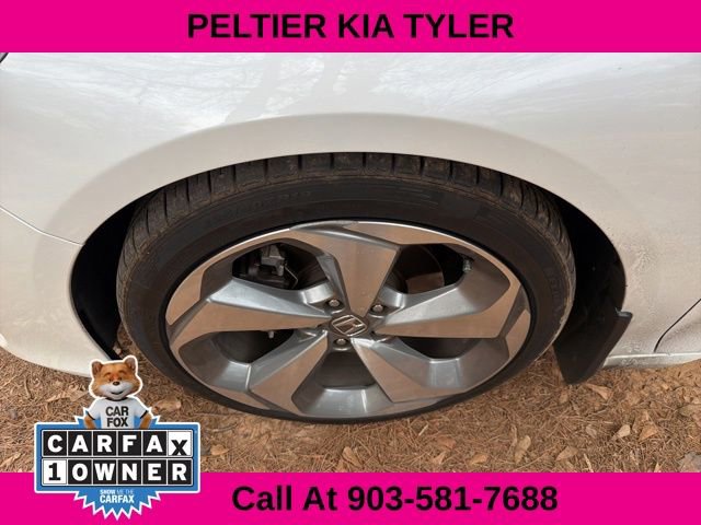 Used 2018 Honda Accord Touring image 5