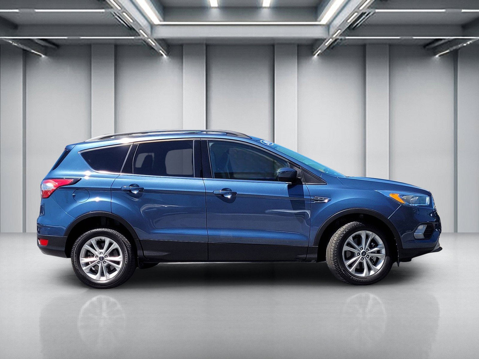 Used 2018 Ford Escape SE AWD/4WD image 4
