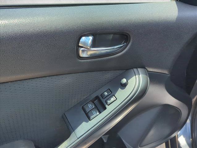 Used 2013 Nissan Altima 2.5 S w/ Premium Pkg FWD image 11