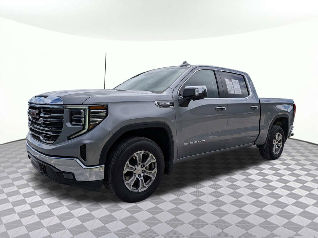 Used 2025 GMC Sierra 1500 SLT RWD image 7
