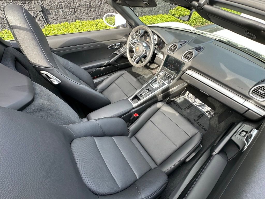 Used 2025 Porsche 718 Boxster S image 39