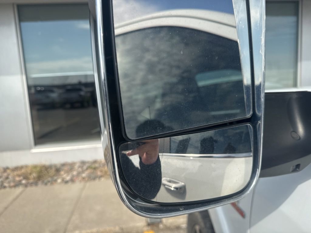 Used 2022 RAM 3500 Limited AWD/4WD image 13