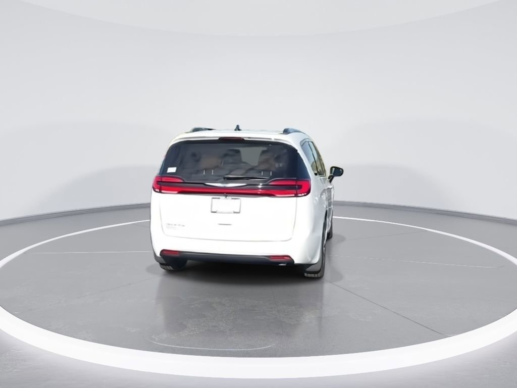New 2026 Chrysler Pacifica Pinnacle image 8