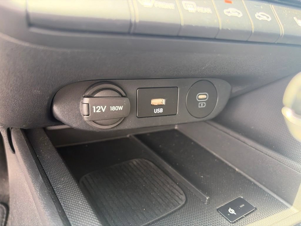 Used 2026 Hyundai Elantra SEL Sport Premium FWD image 19