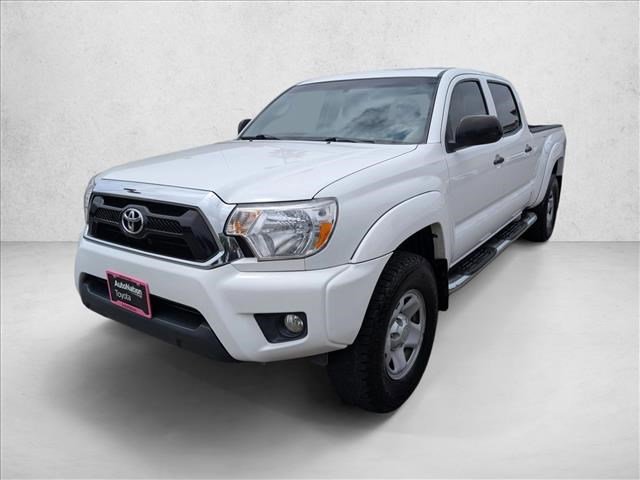 Used 2014 Toyota Tacoma PreRunner w/ SR5 Package RWD image 1