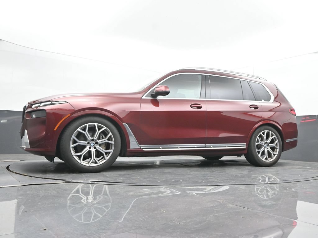 Used 2025 BMW X7 xDrive40i AWD/4WD image 29
