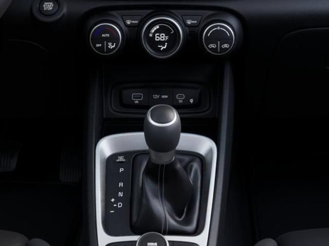 New 2026 Hyundai Venue SEL FWD image 16
