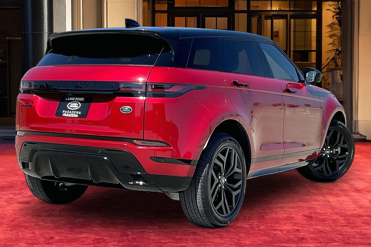 Used 2021 Land Rover Range Rover Evoque R-Dynamic SE AWD/4WD image 12