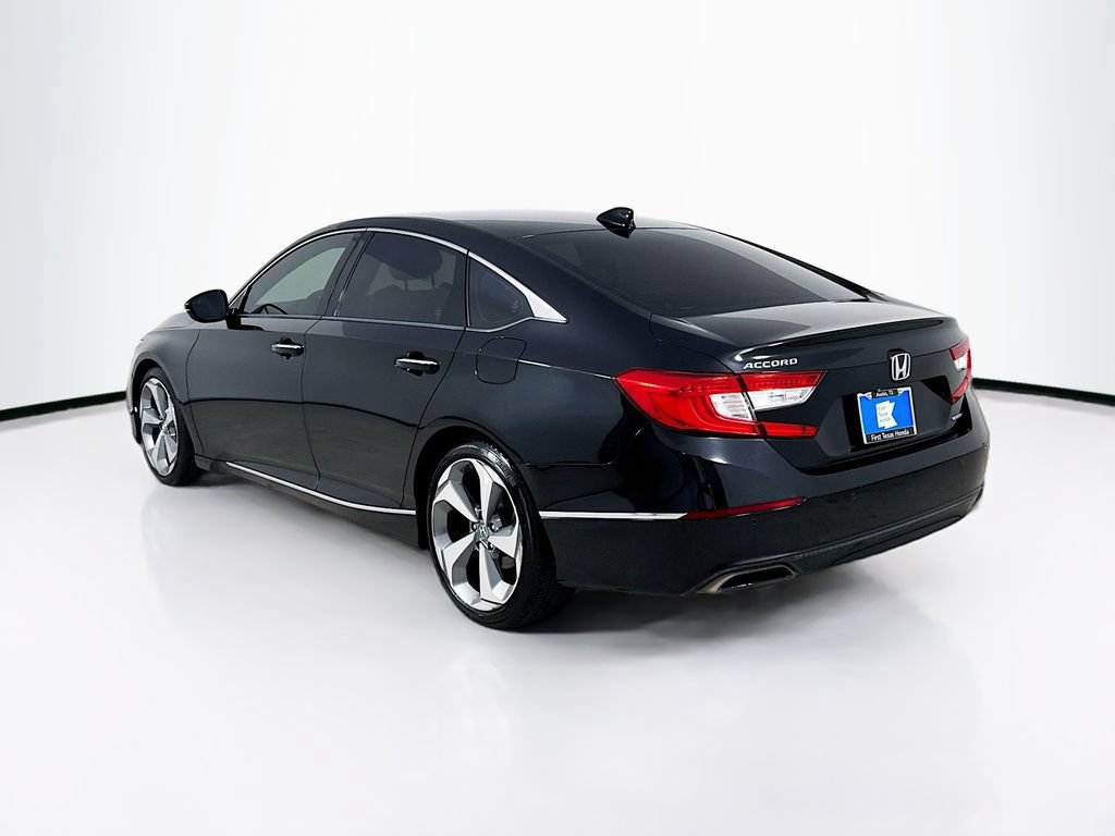 Used 2018 Honda Accord Touring image 5