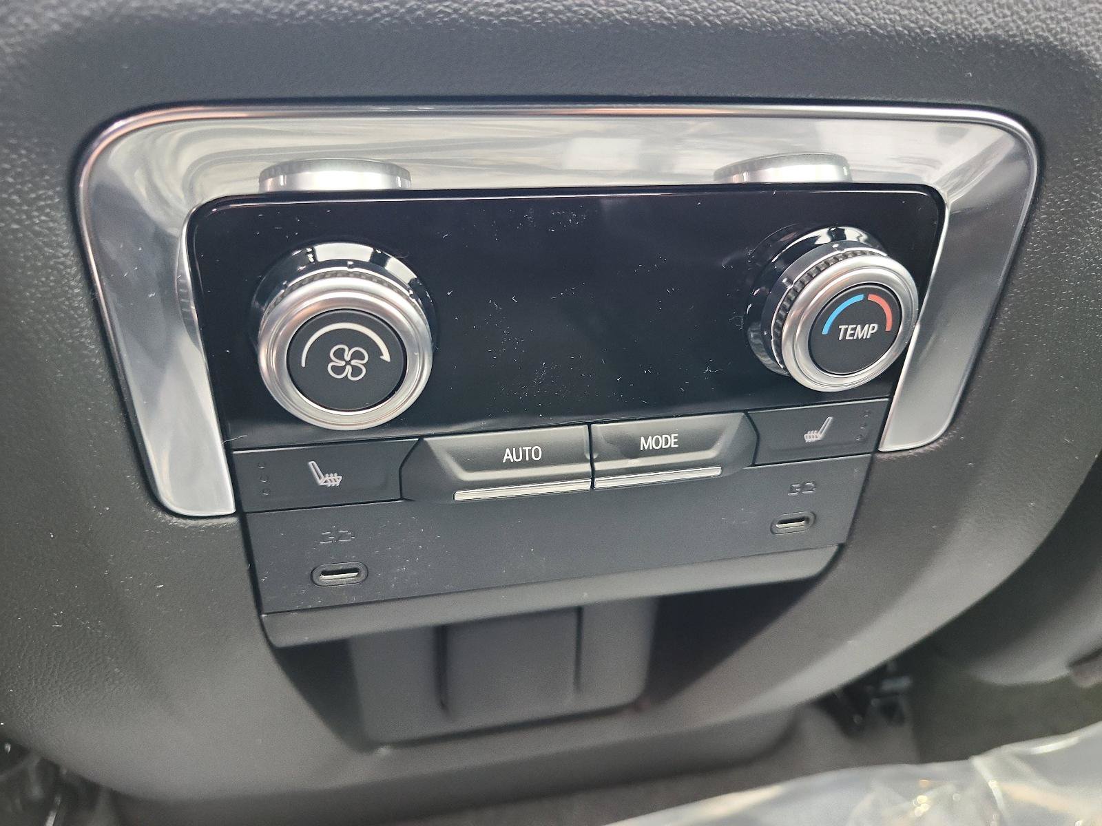 New 2026 GMC Yukon XL Denali w/ Sun & Power Step Package AWD/4WD image 10