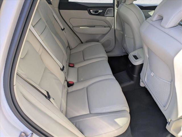 Used 2022 Volvo XC60 T8 Inscription w/ Advanced Package image 20
