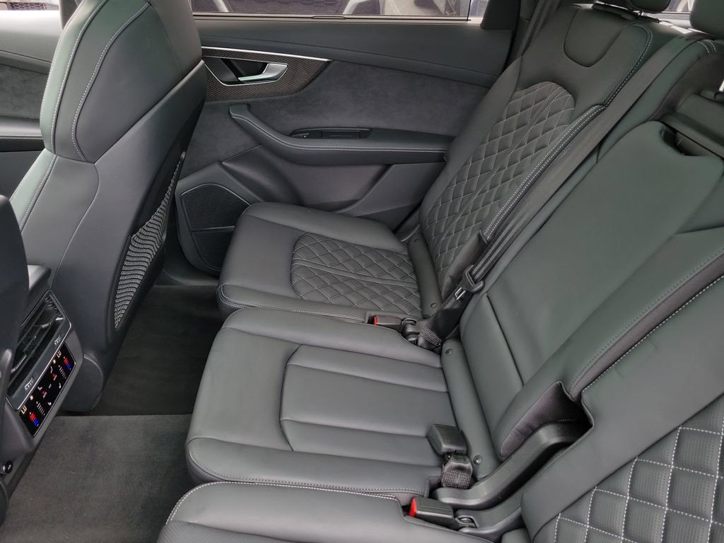 Certified 2023 Audi SQ7 Prestige w/ Prestige Package AWD/4WD image 25