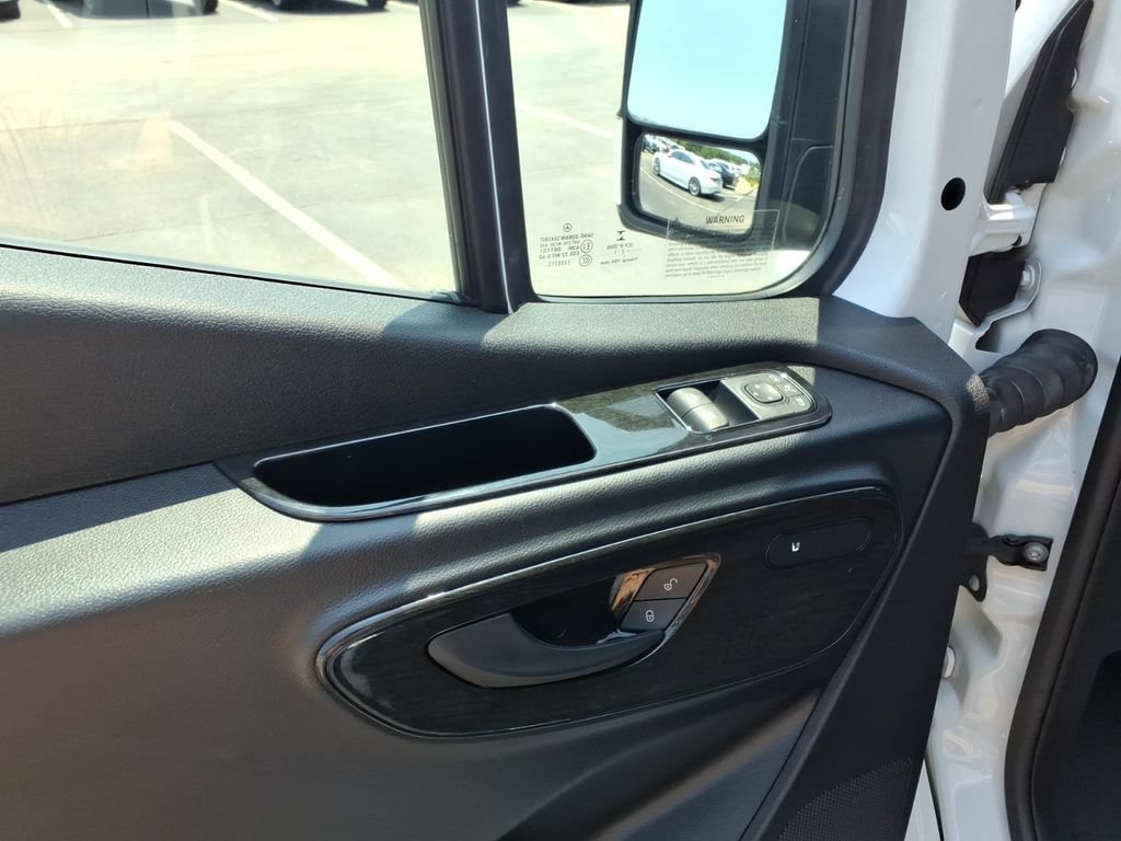 Used 2022 Mercedes-Benz Sprinter 3500 image 12