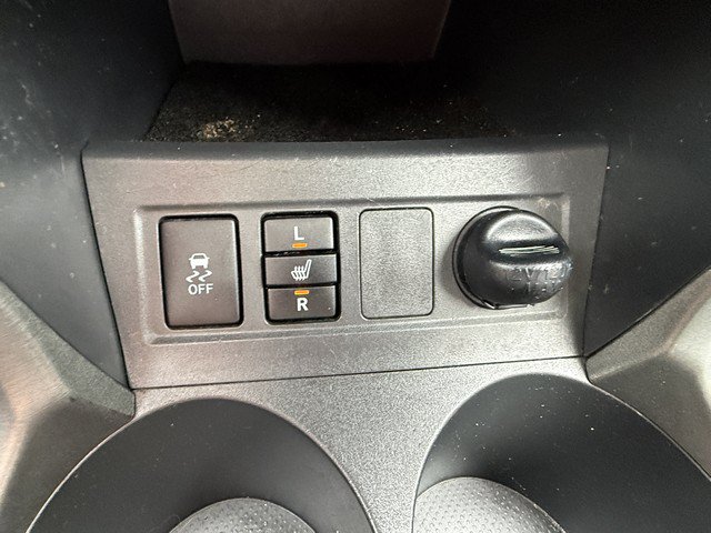 Used 2010 Toyota RAV4 Limited AWD/4WD image 31