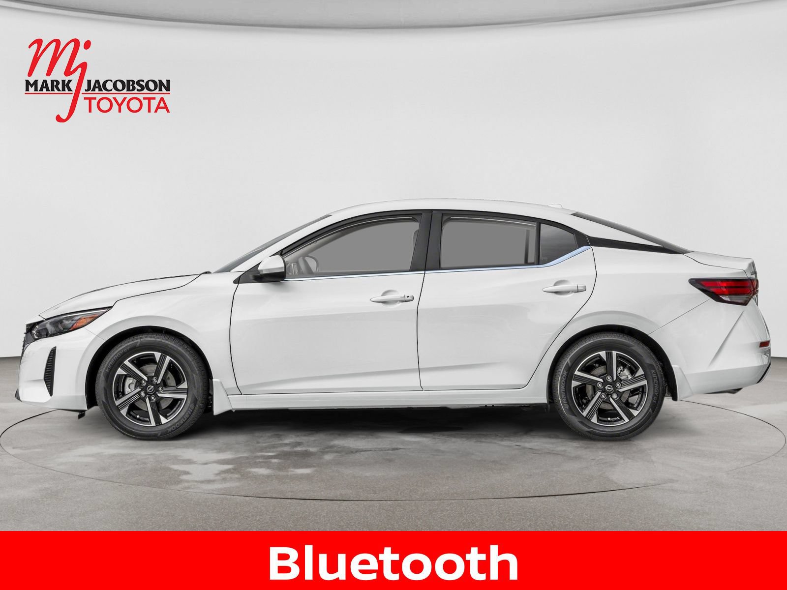 Used 2025 Nissan Sentra SV FWD image 5