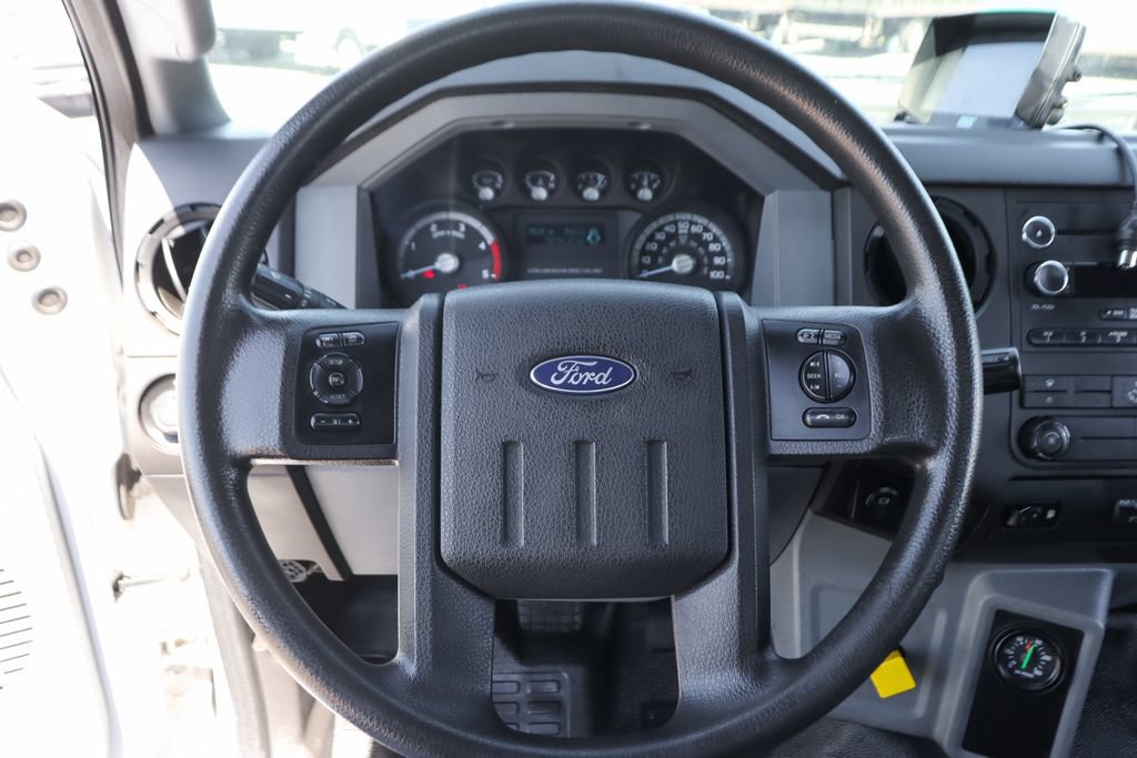 Used 2017 Ford F750 2WD Regular Cab Super Duty image 24
