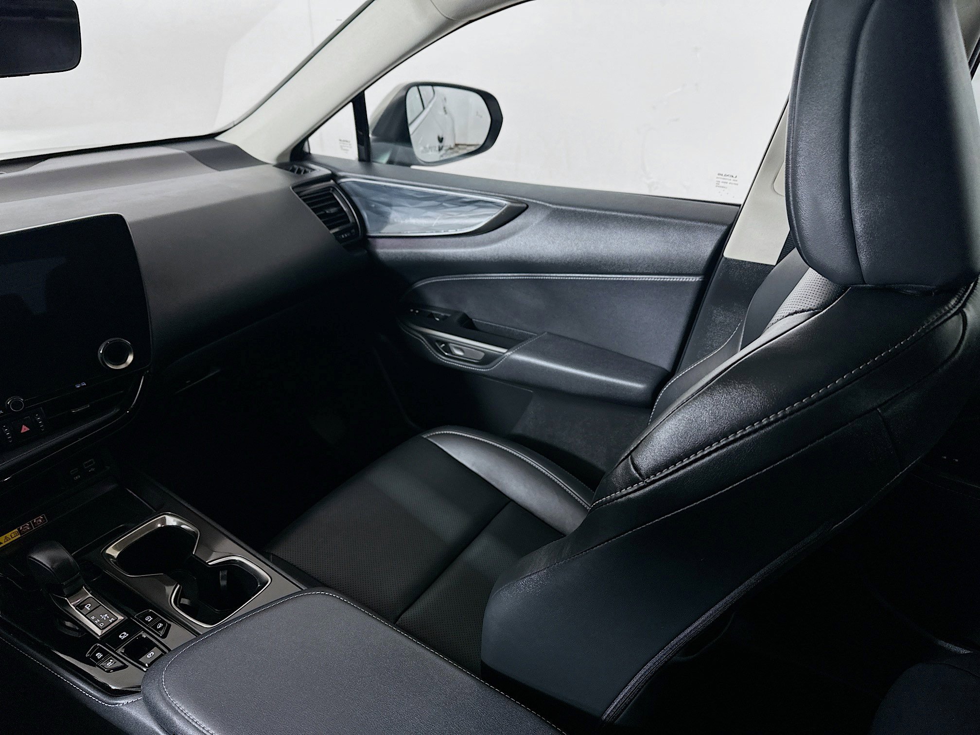 Used 2025 Lexus NX 350 AWD w/ Cold Area Package image 24